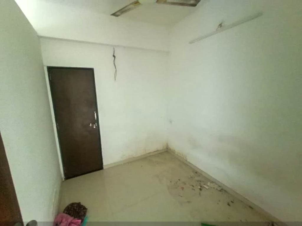 Property Photos 5