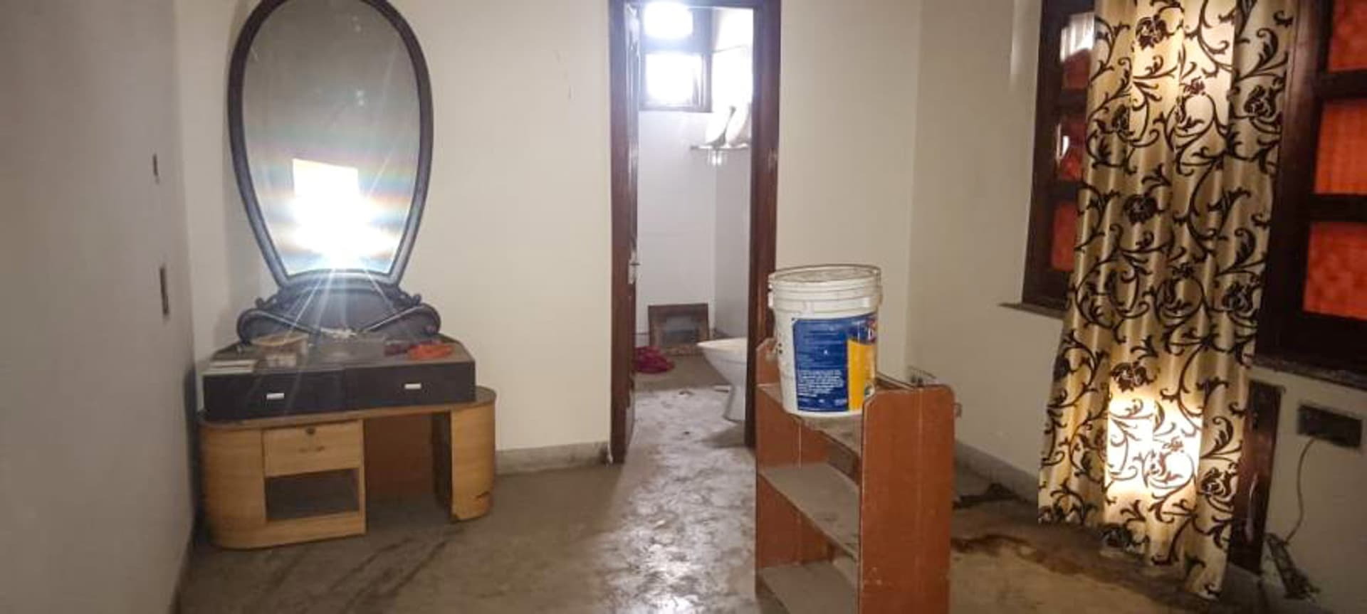 Property Photos 6