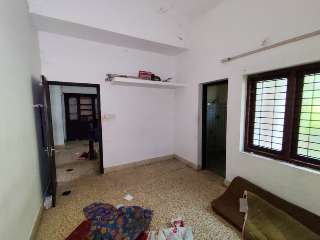 Property Photos 8