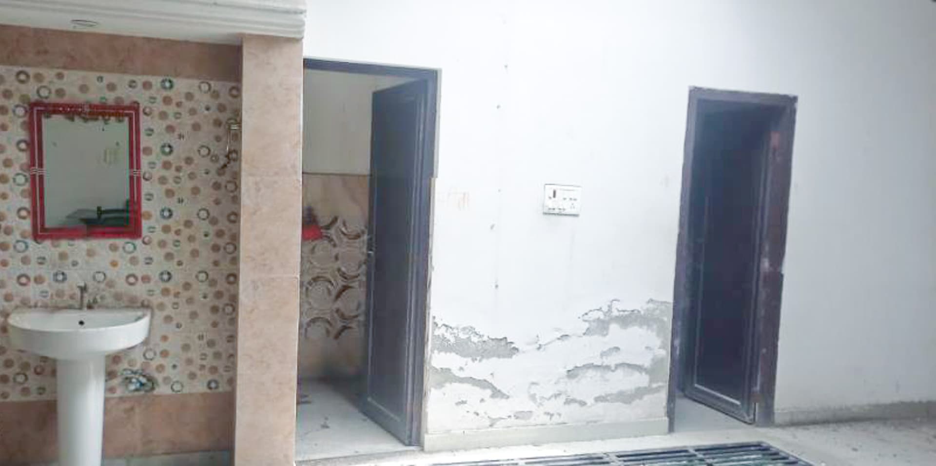 Property Photos 7