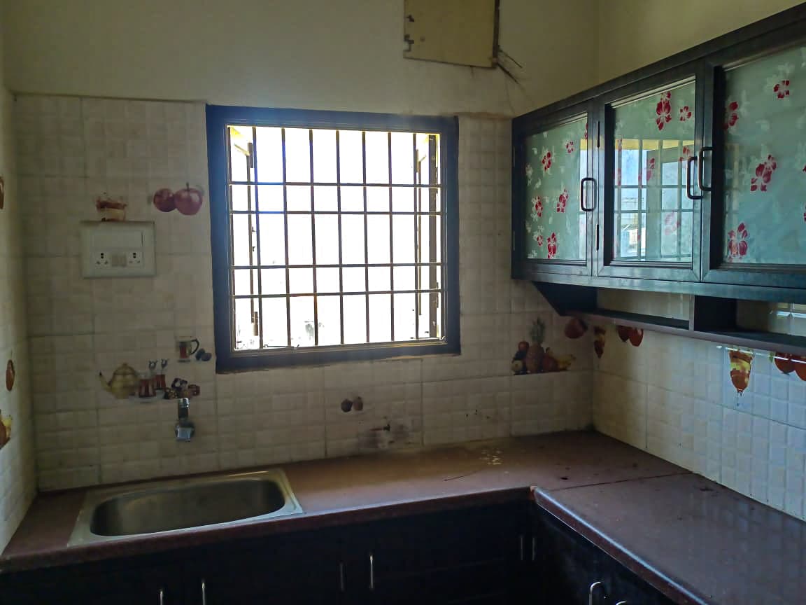 Property Photos 6