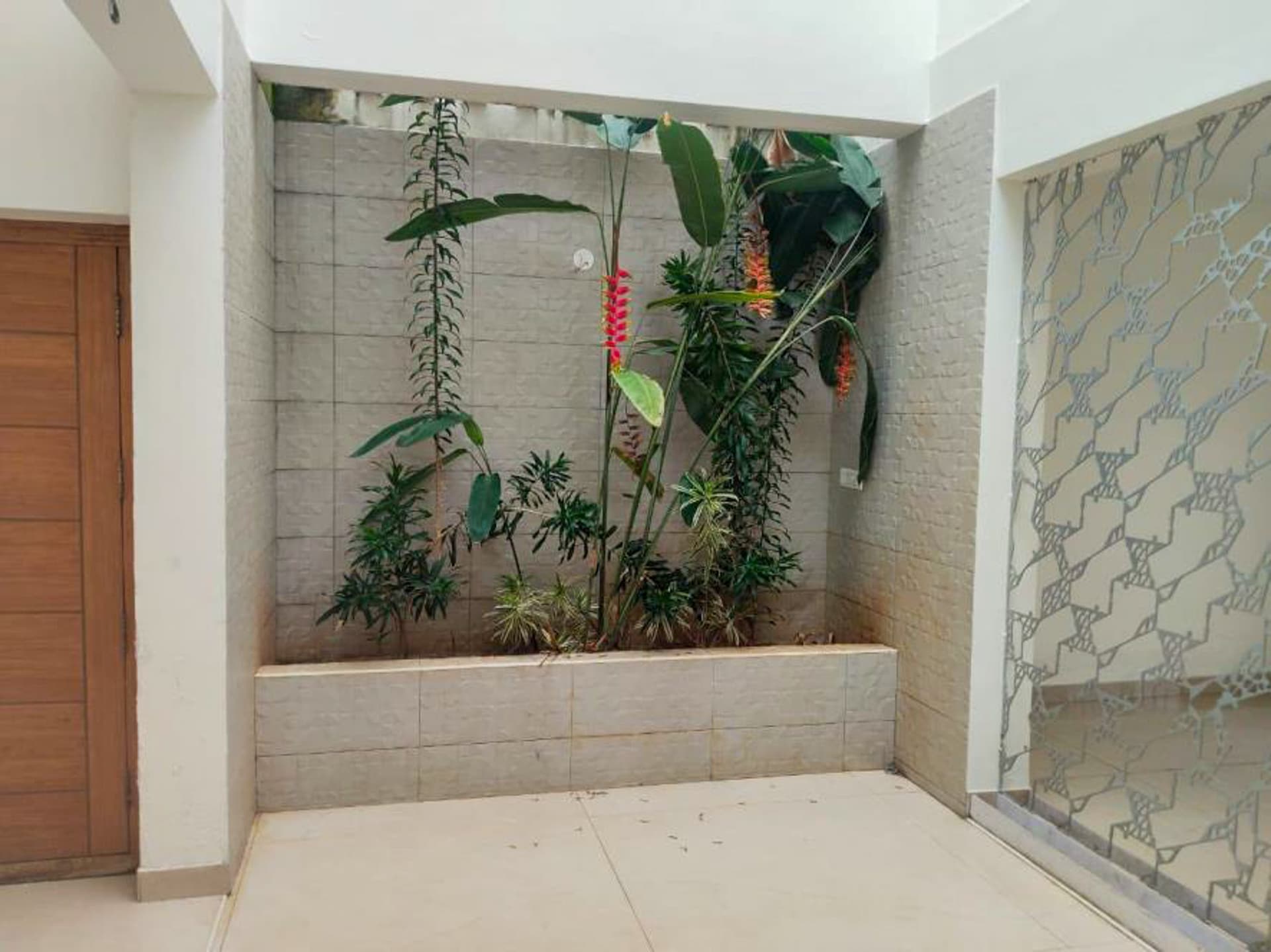 Property Photos 10
