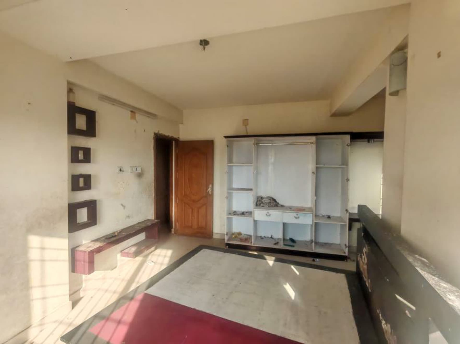 Property Photos 18