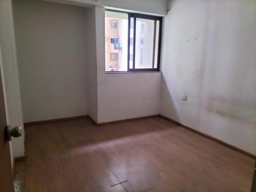 Property Photos 28