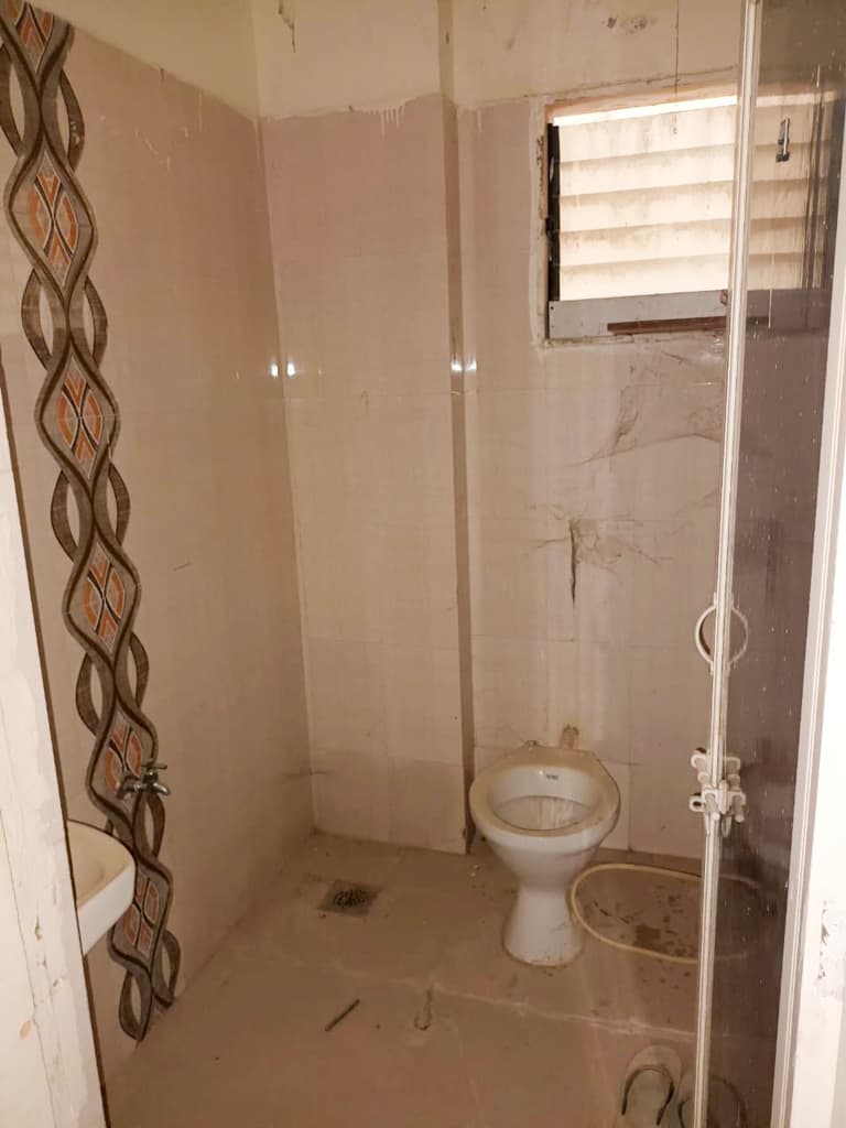 Property Photos 6