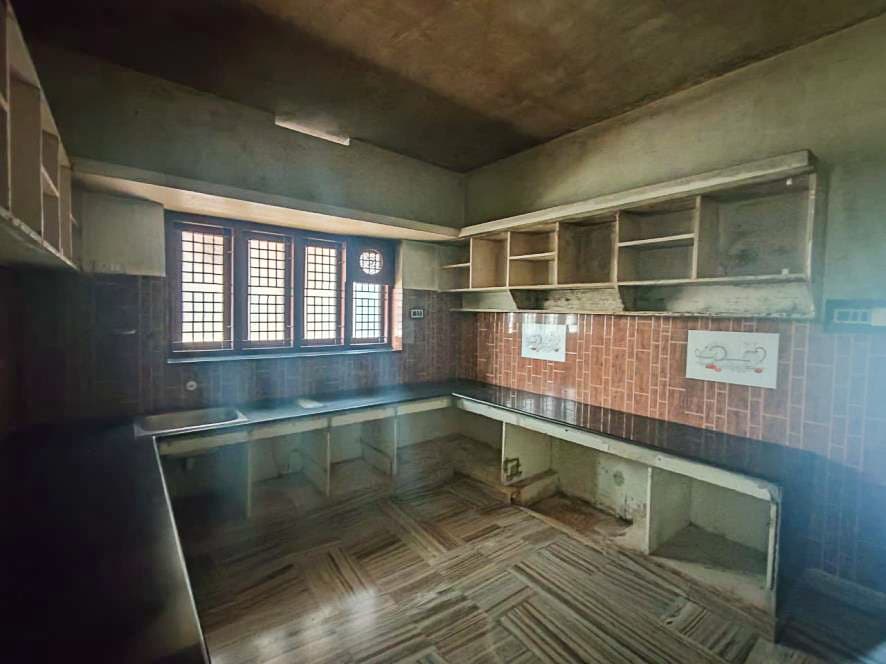Property Photos 13