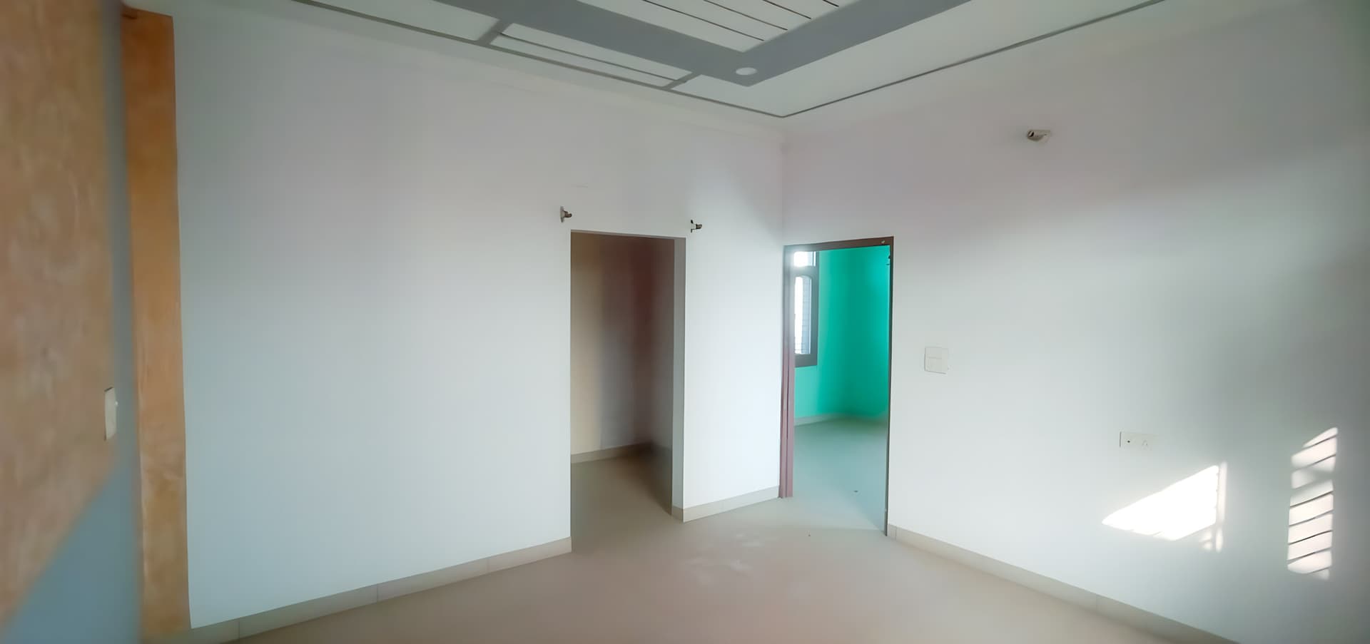 Property Photos 8