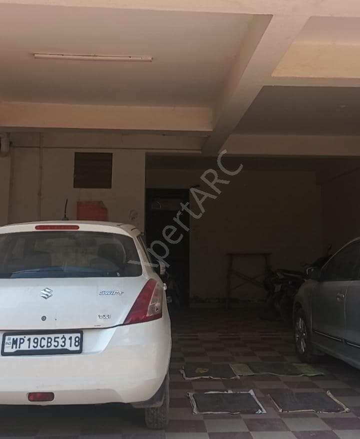 Property Photos 6