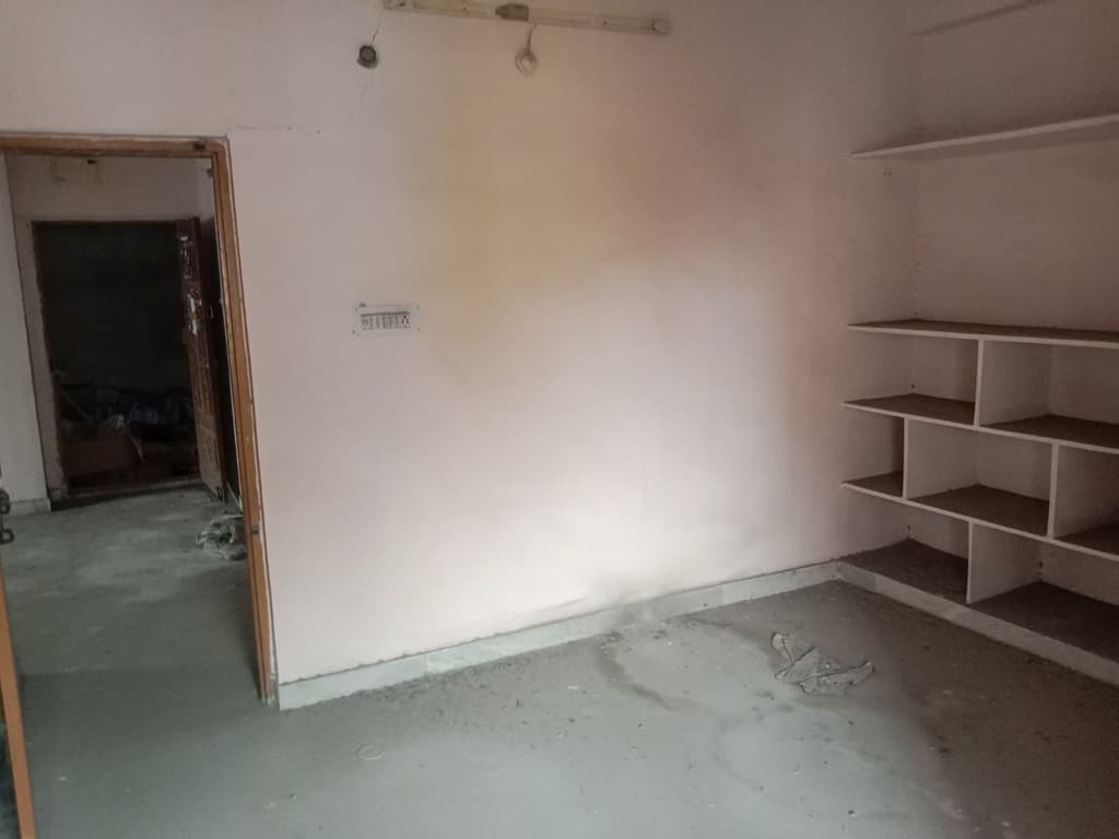 Property Photos 5