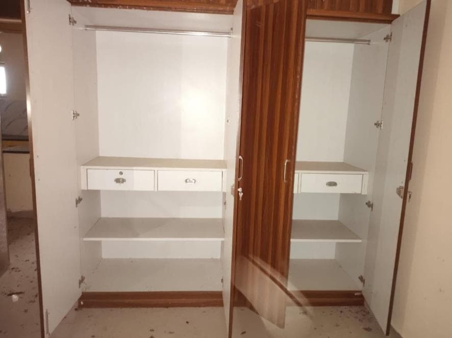 Property Photos 4
