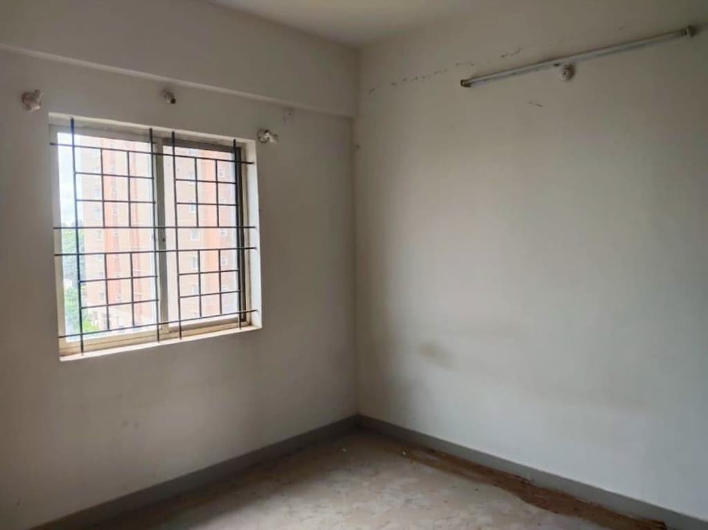 Property Photos 5