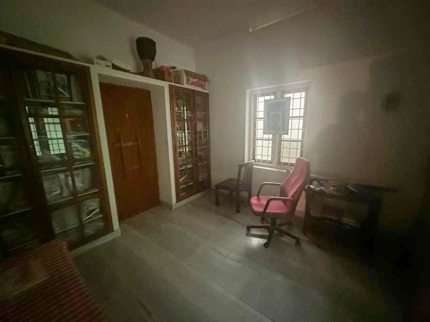 Property Photos 8