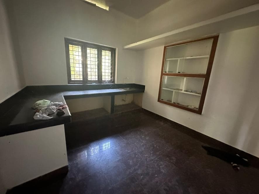 Property Photos 17