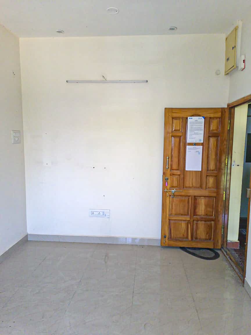 Property Photos 8