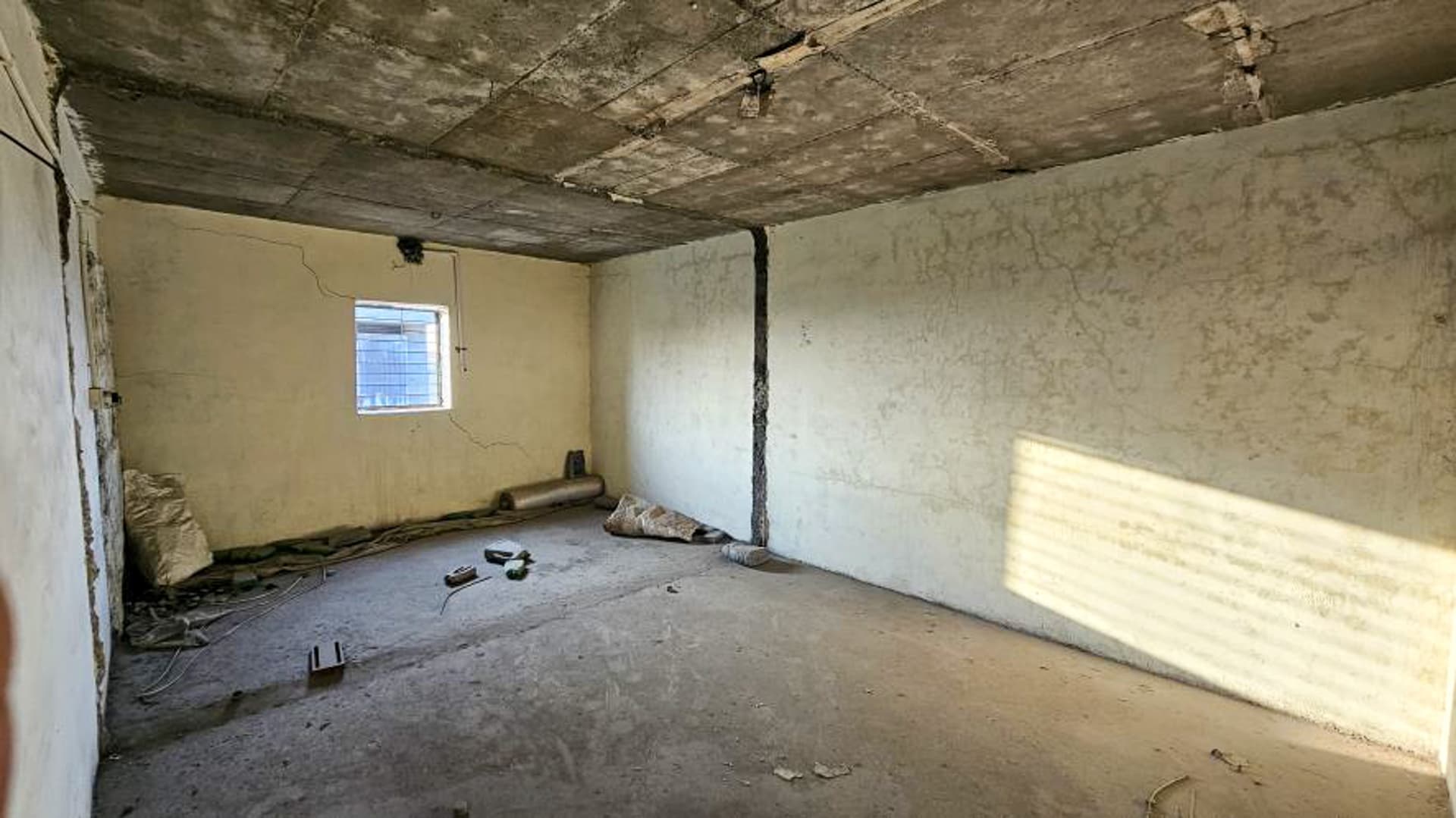 Property Photos 30