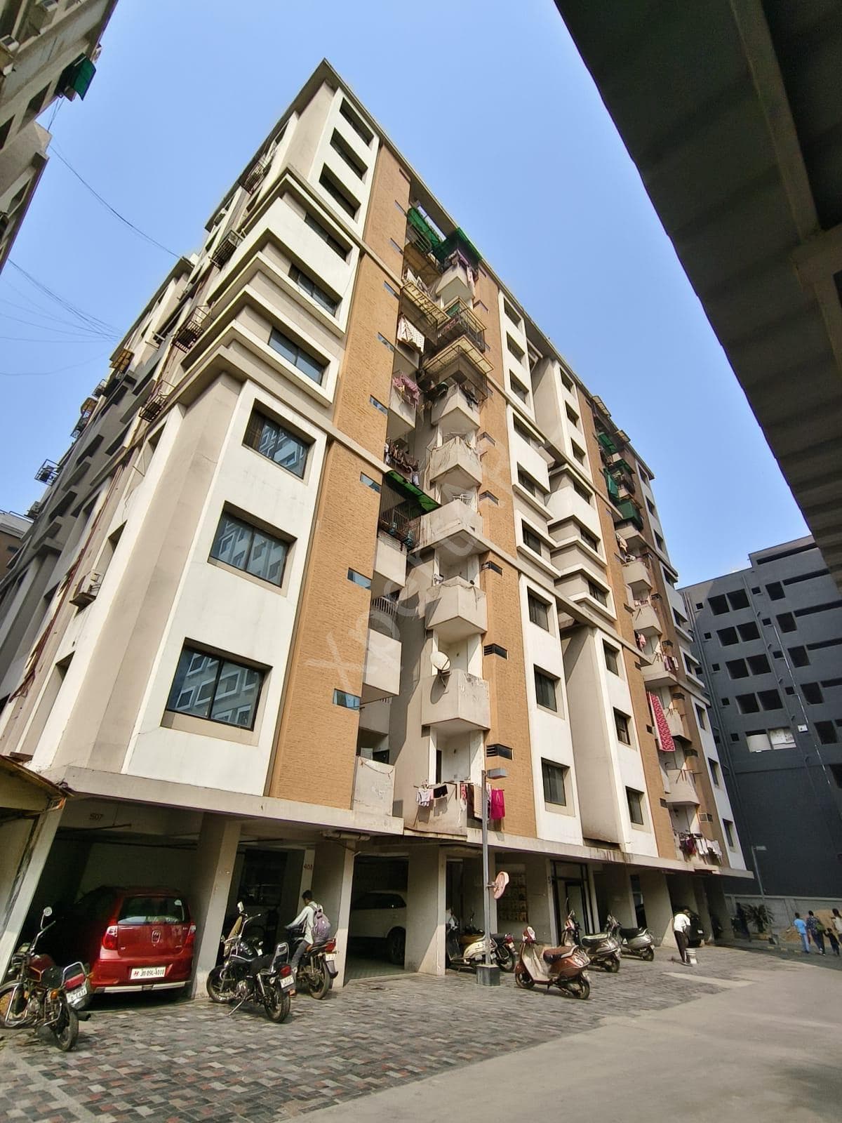 Property Photos 9