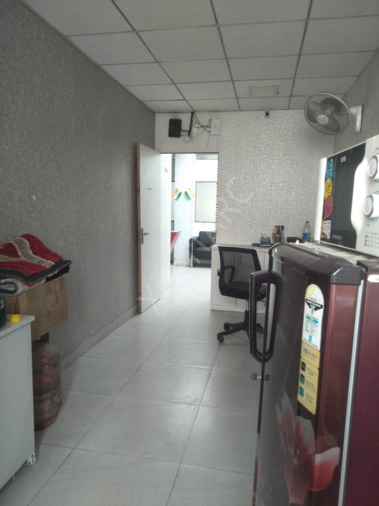 Property Photos 25