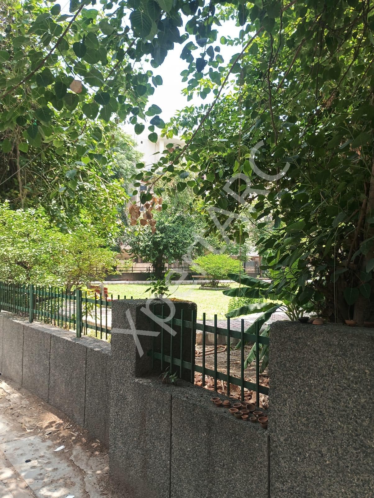 Property Photos 12