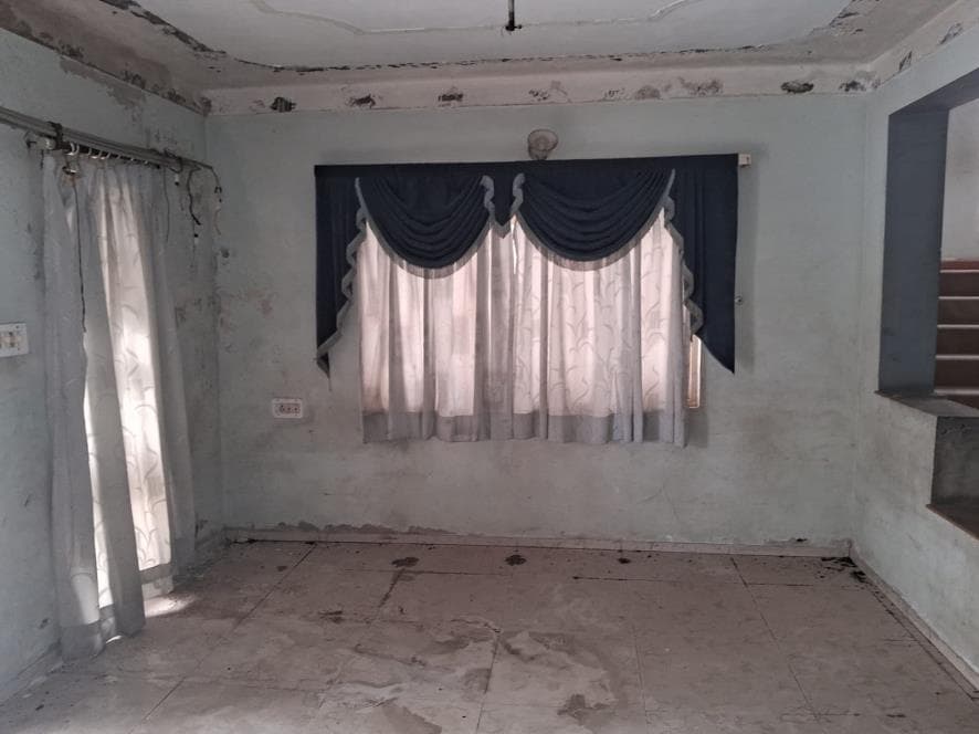 Property Photos 4