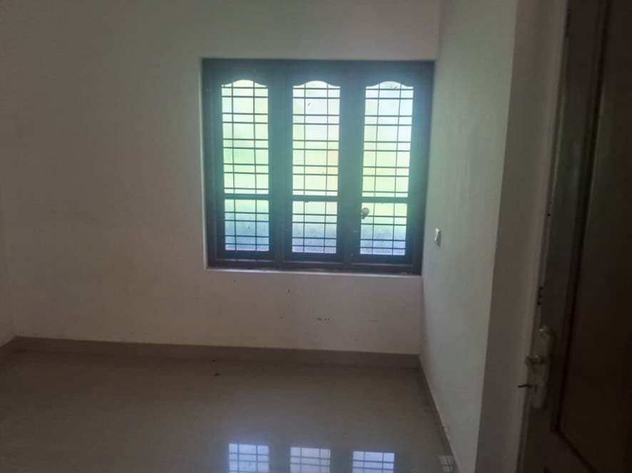 Property Photos 12