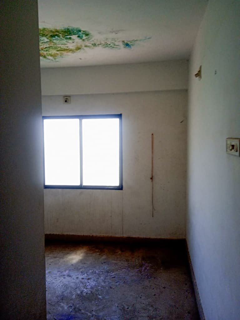 Property Photos 8