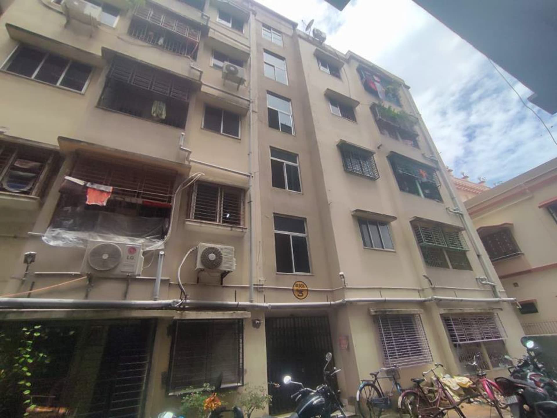 Property Photos 25