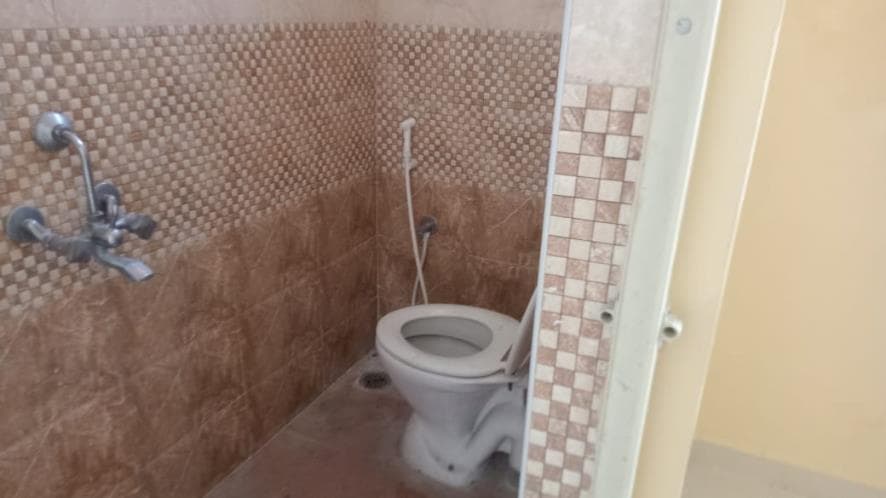 Property Photos 8