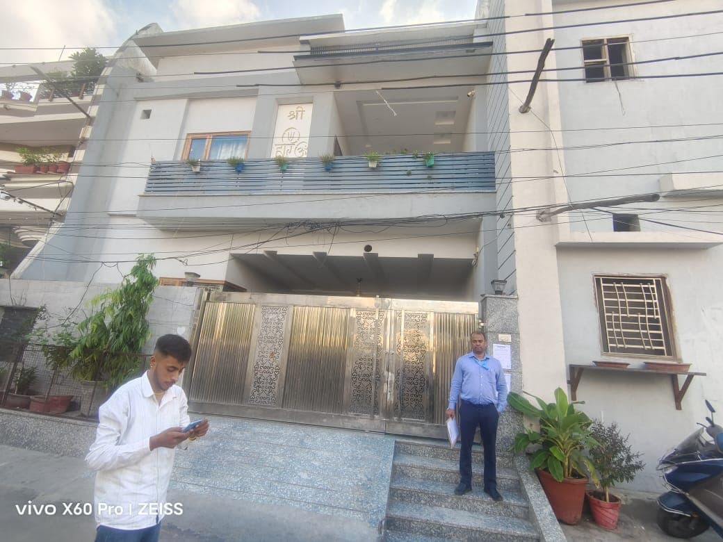 Property Photos 1