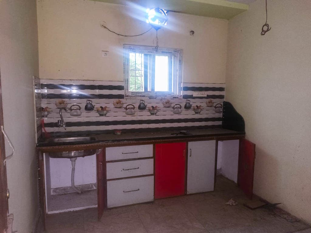 Property Photos 7