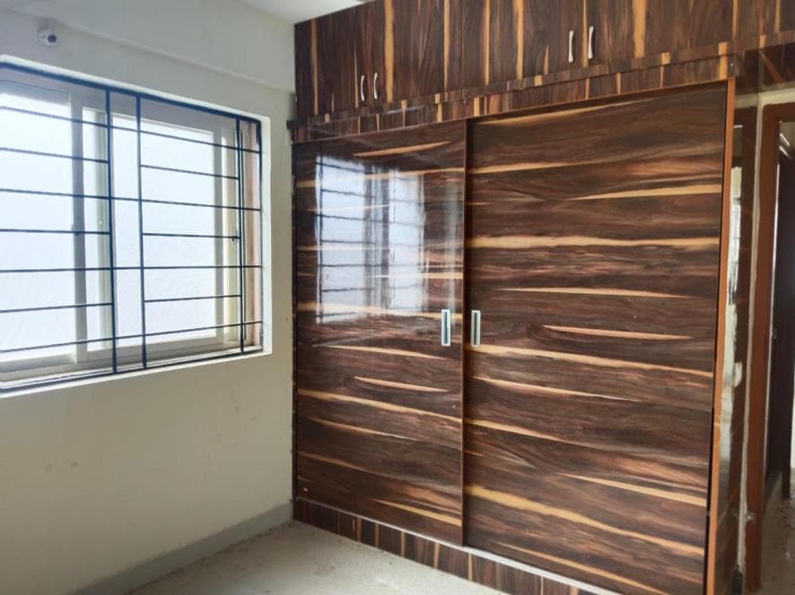 Property Photos 5