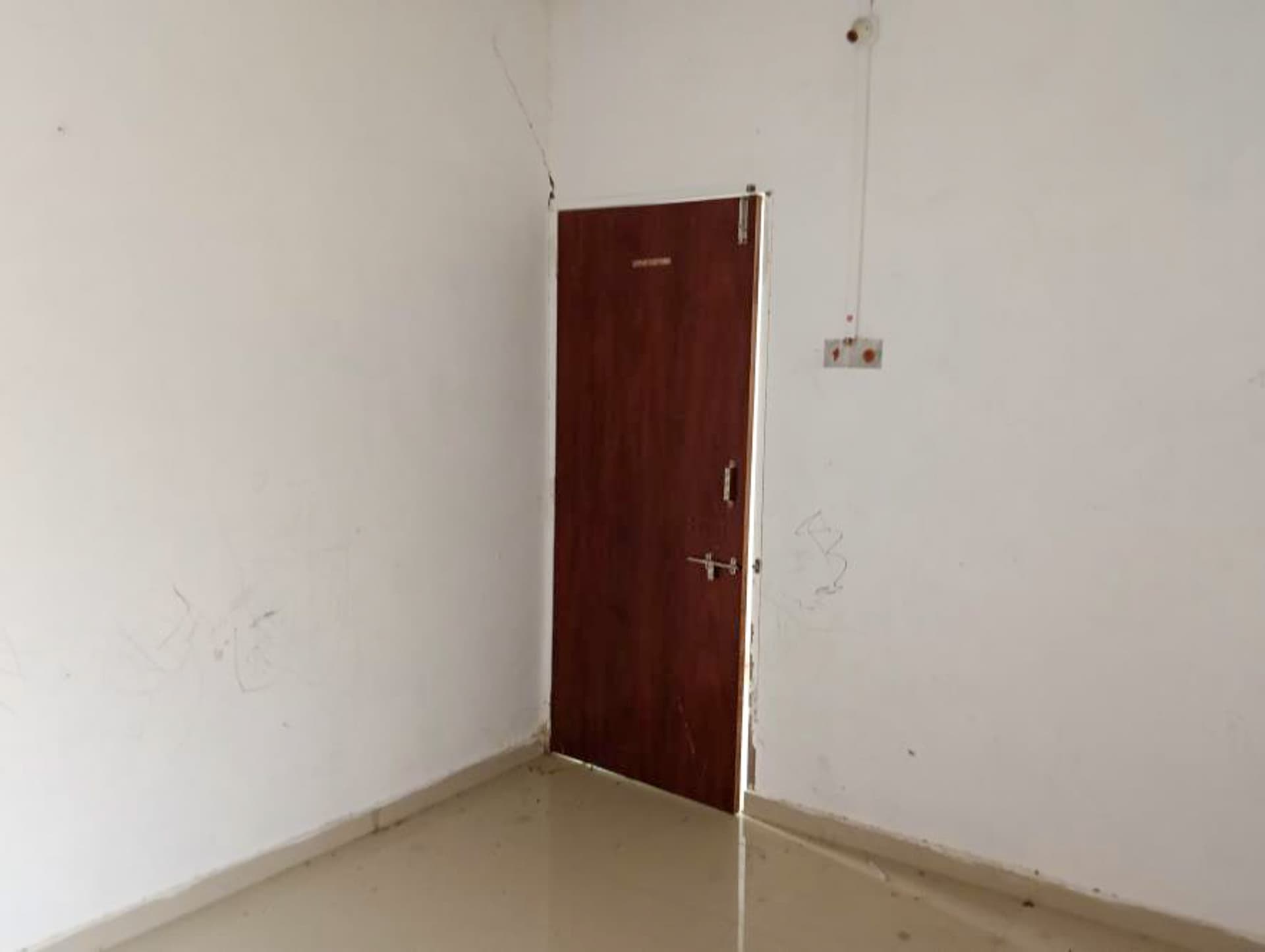 Property Photos 8