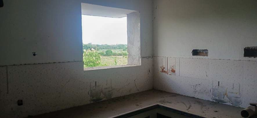 Property Photos 8