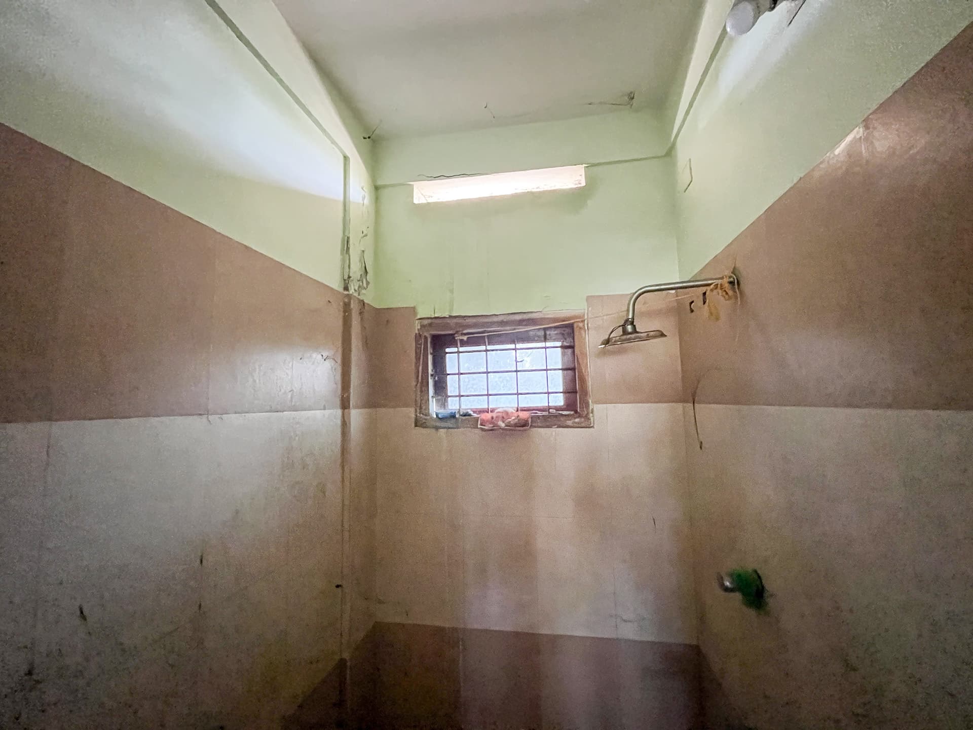 Property Photos 28