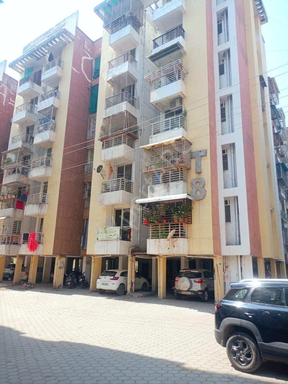 Property Photos 6