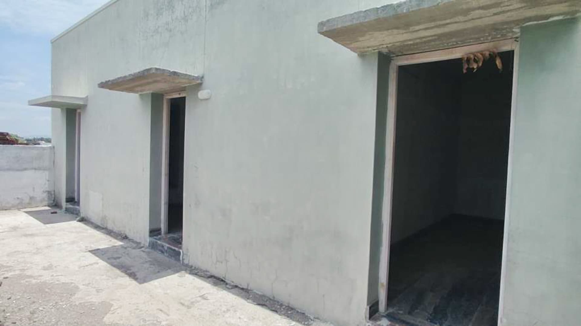 Property Photos 6