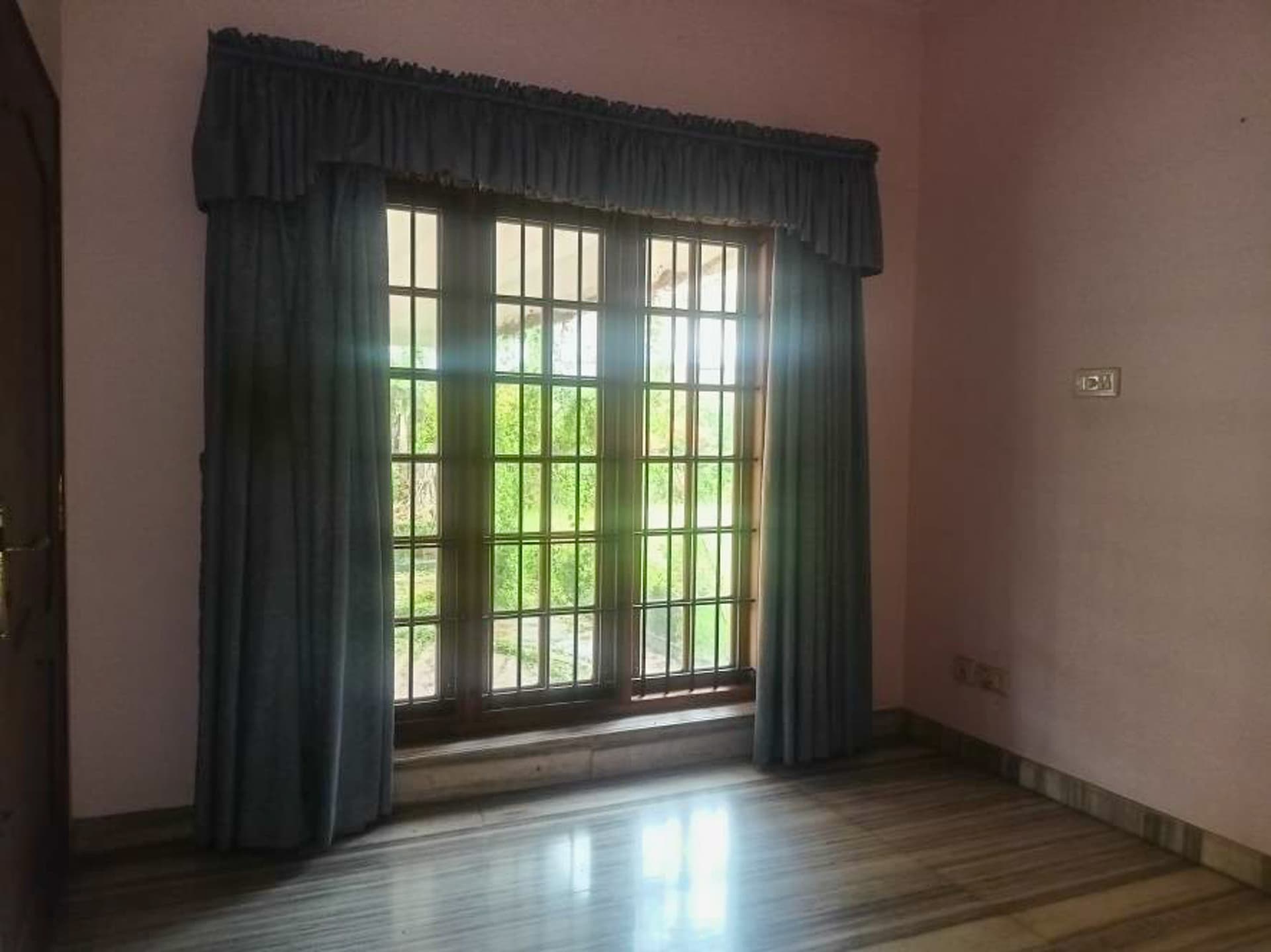 Property Photos 15