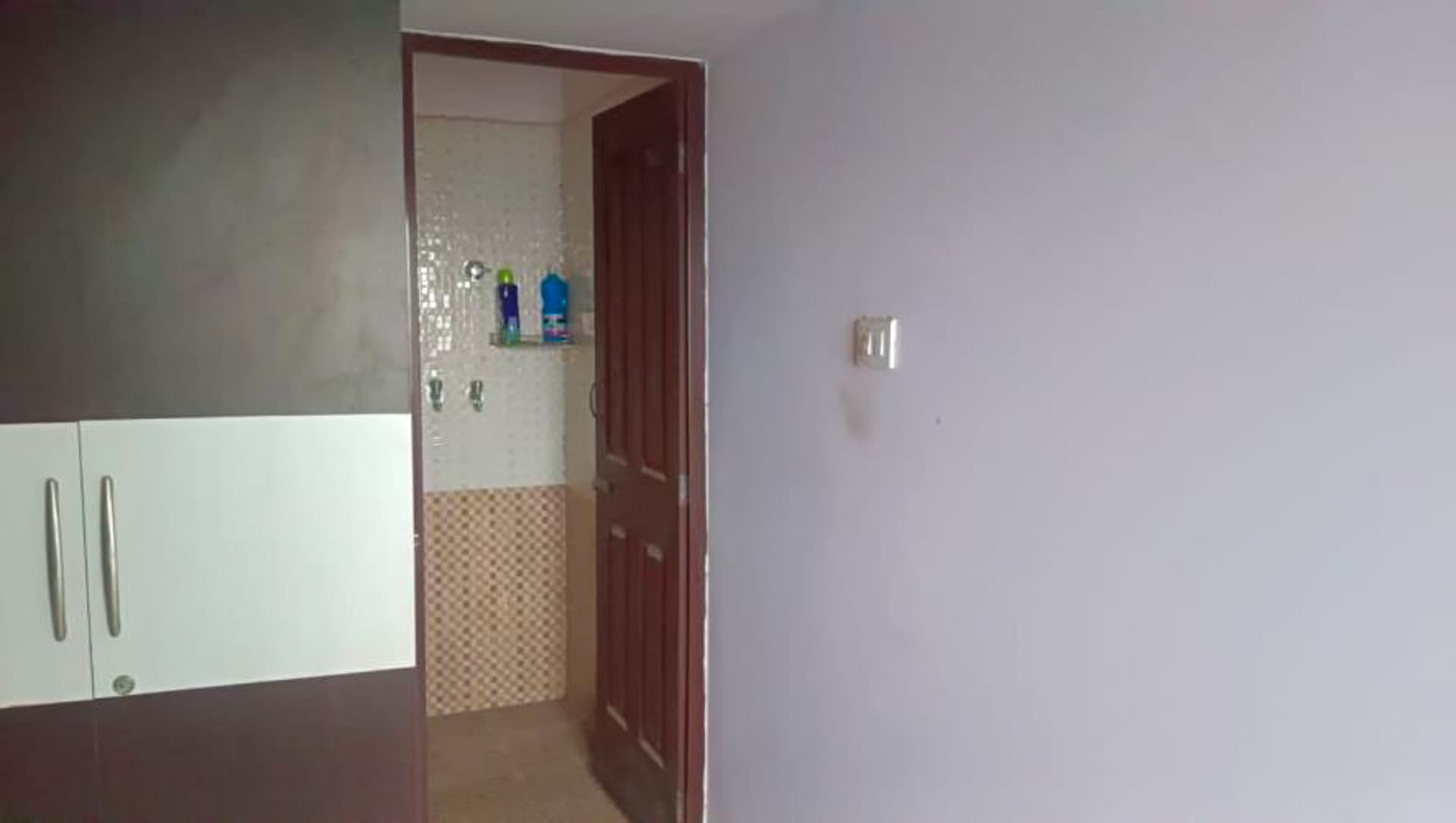 Property Photos 6
