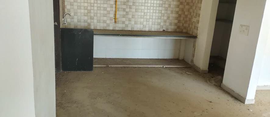 Property Photos 26