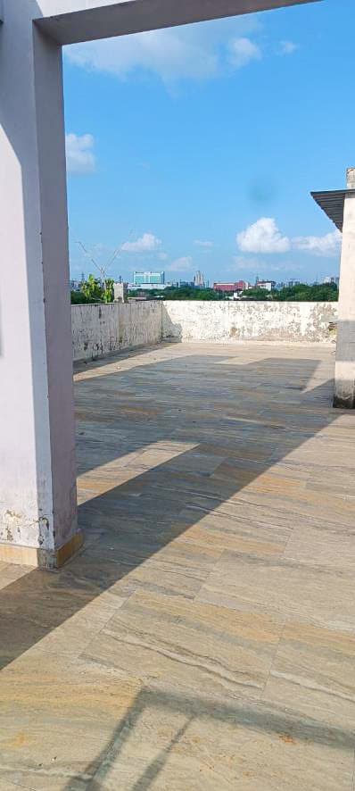 Property Photos 8
