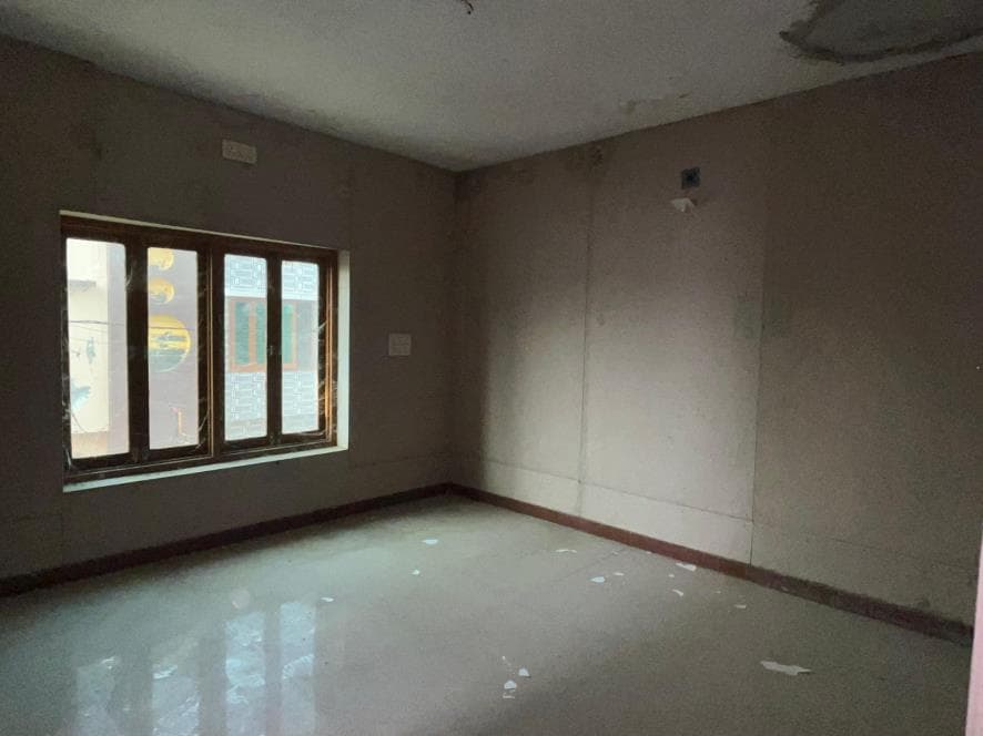 Property Photos 28