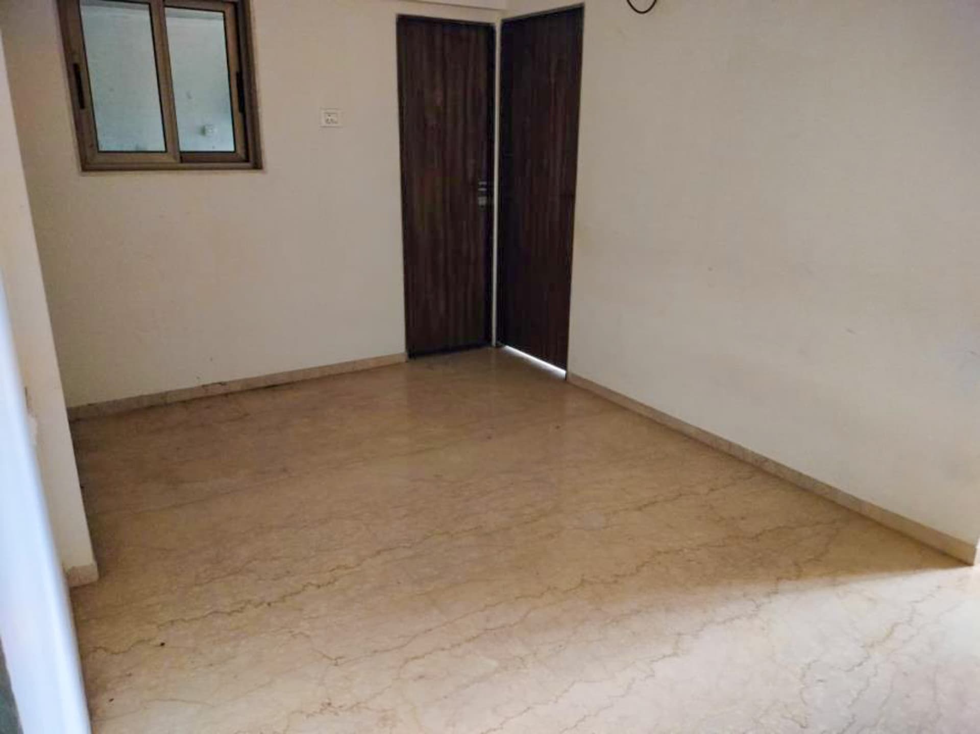 Property Photos 18