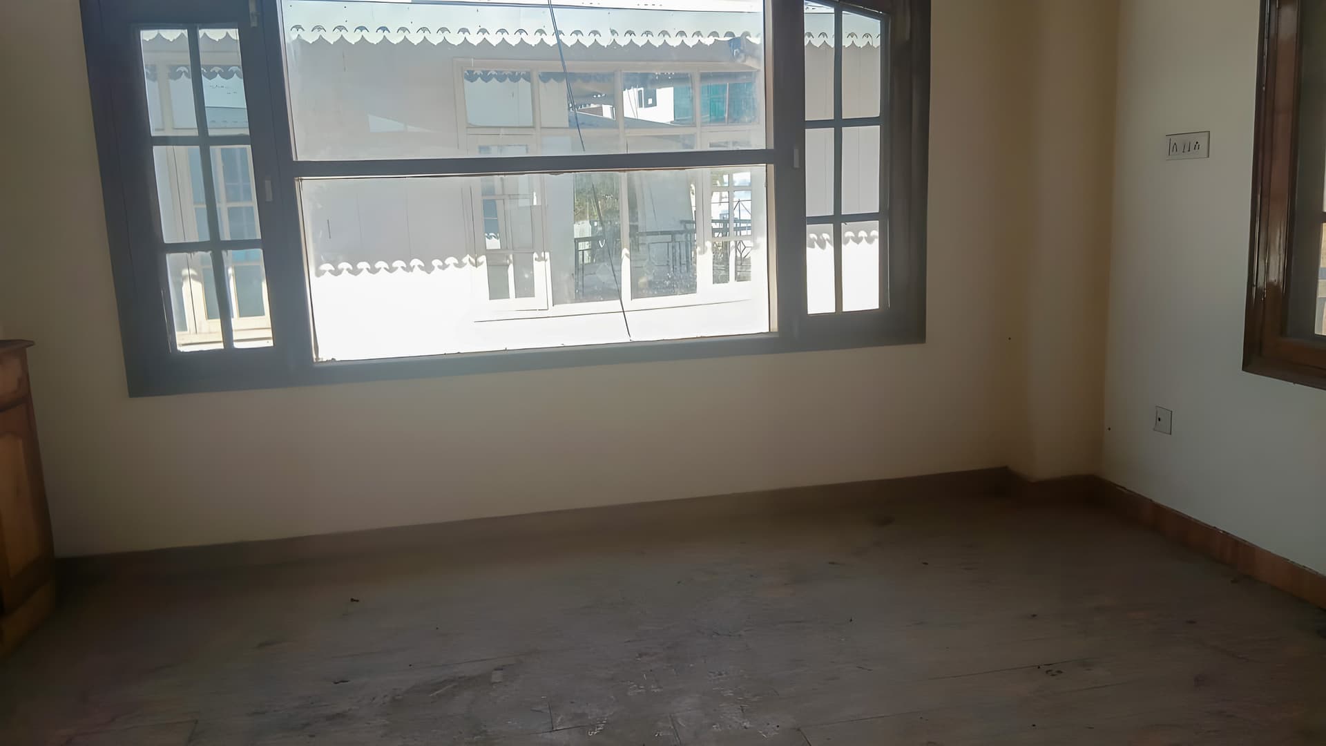 Property Photos 18