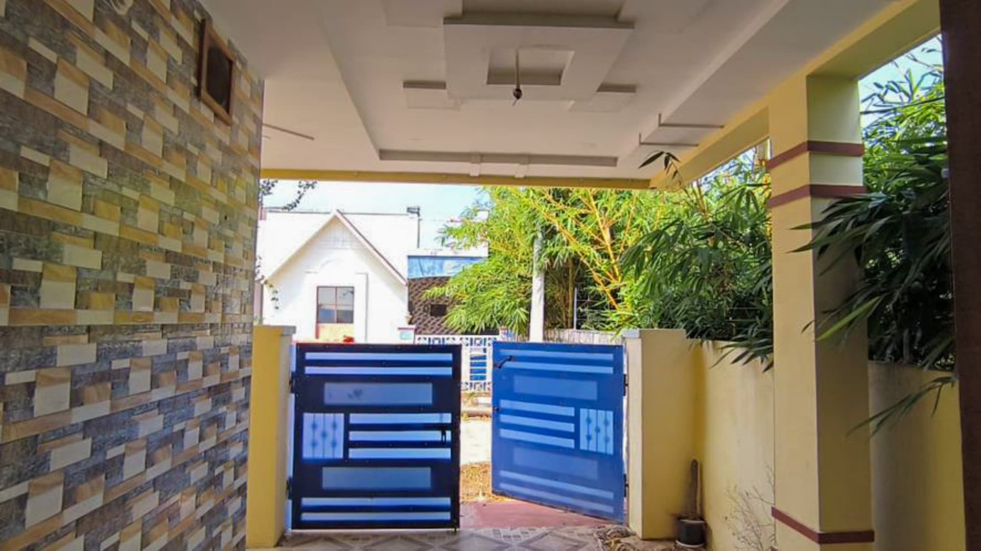 Property Photos 7