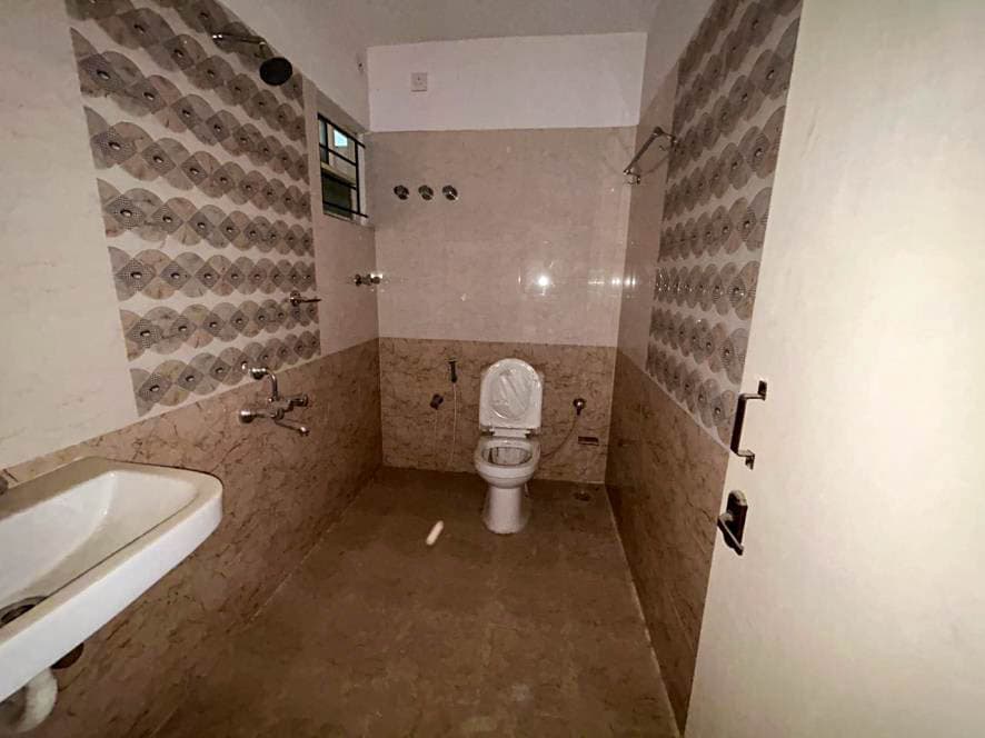 Property Photos 5
