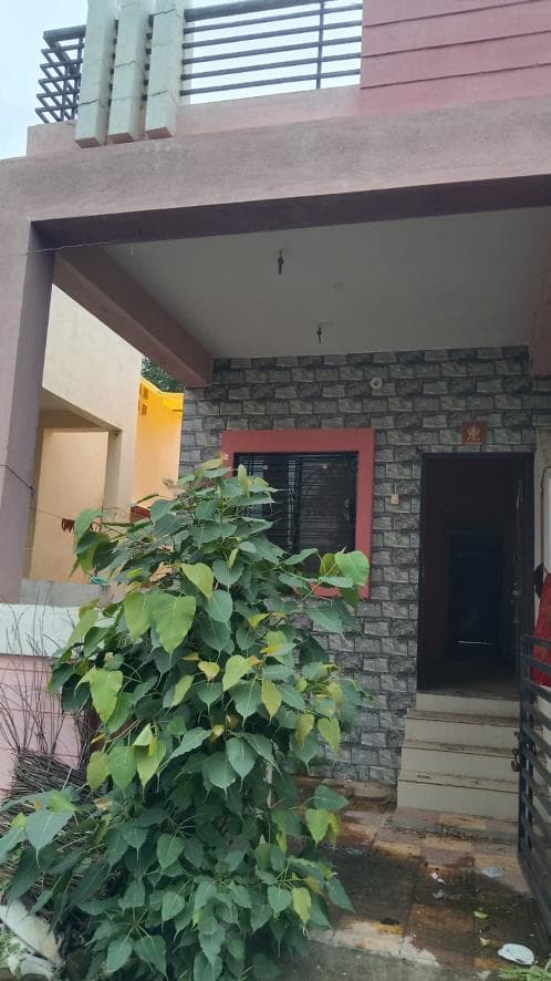 Property Photos 8