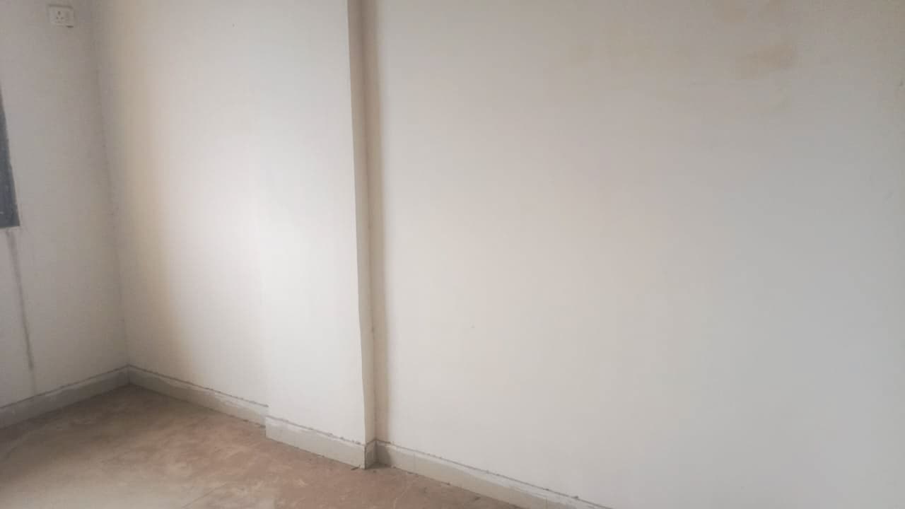 Property Photos 12