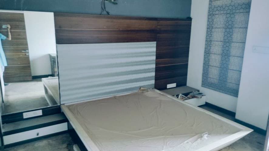 Property Photos 9