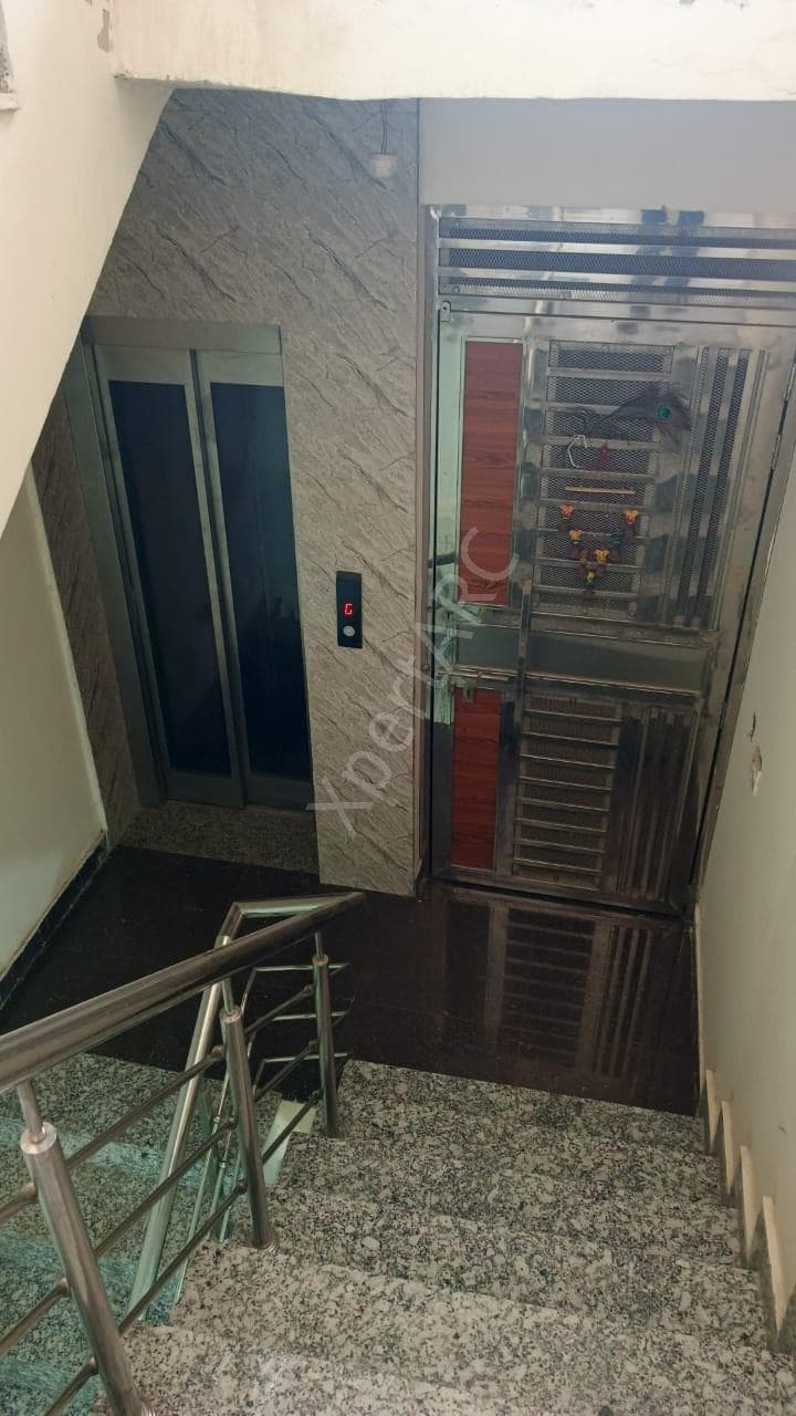 Property Photos 9