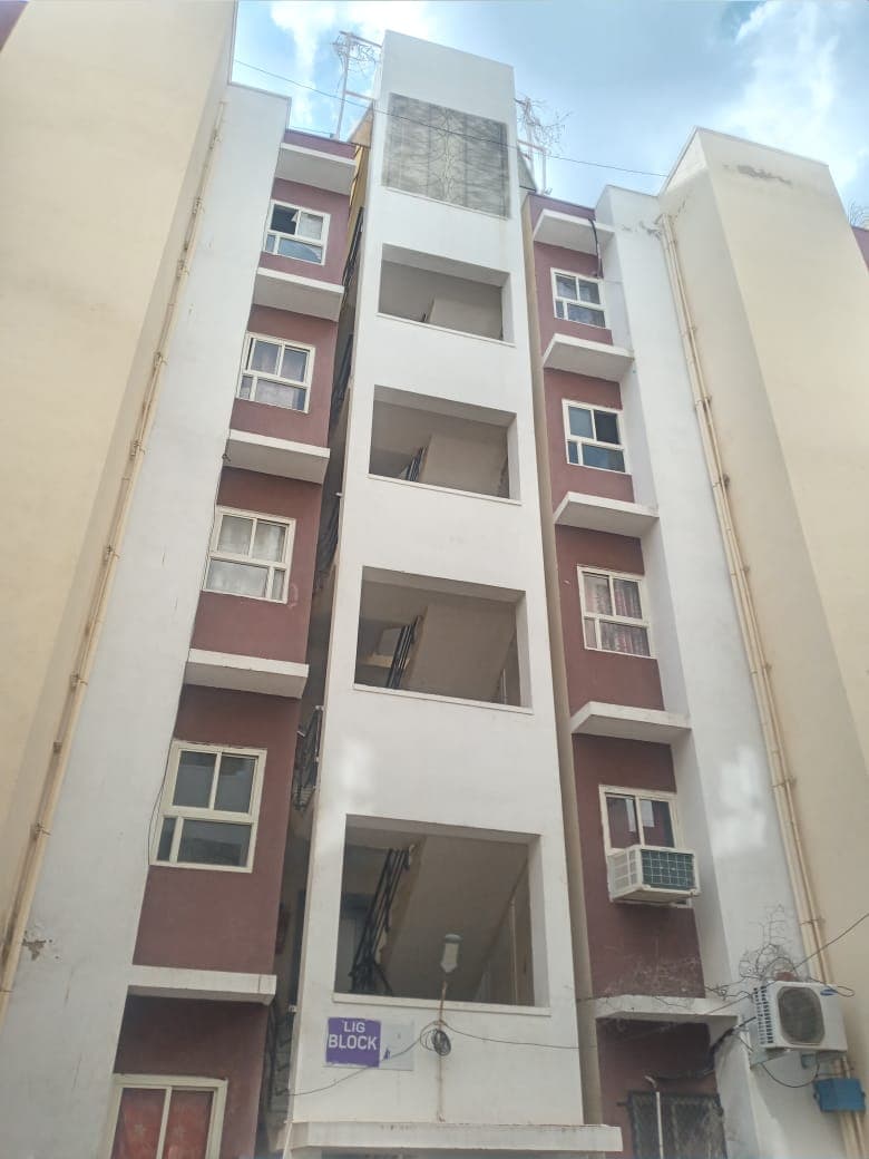Property Photos 6