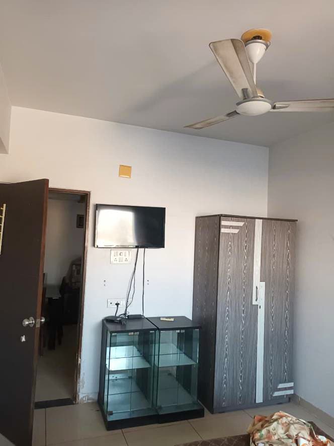 Property Photos 9